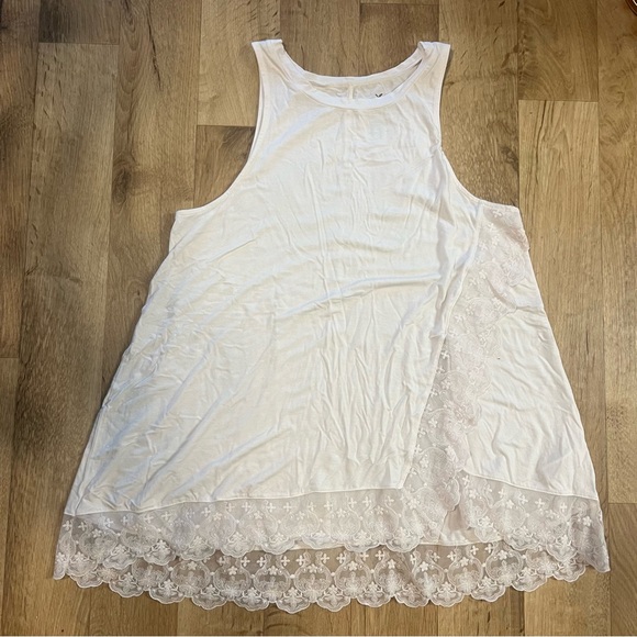 American Eagle lace tunic tank - Picture 1 of 4